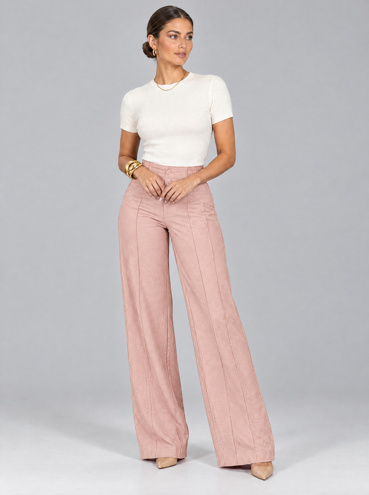 The Eliza Straight-Leg Trousers in Pink