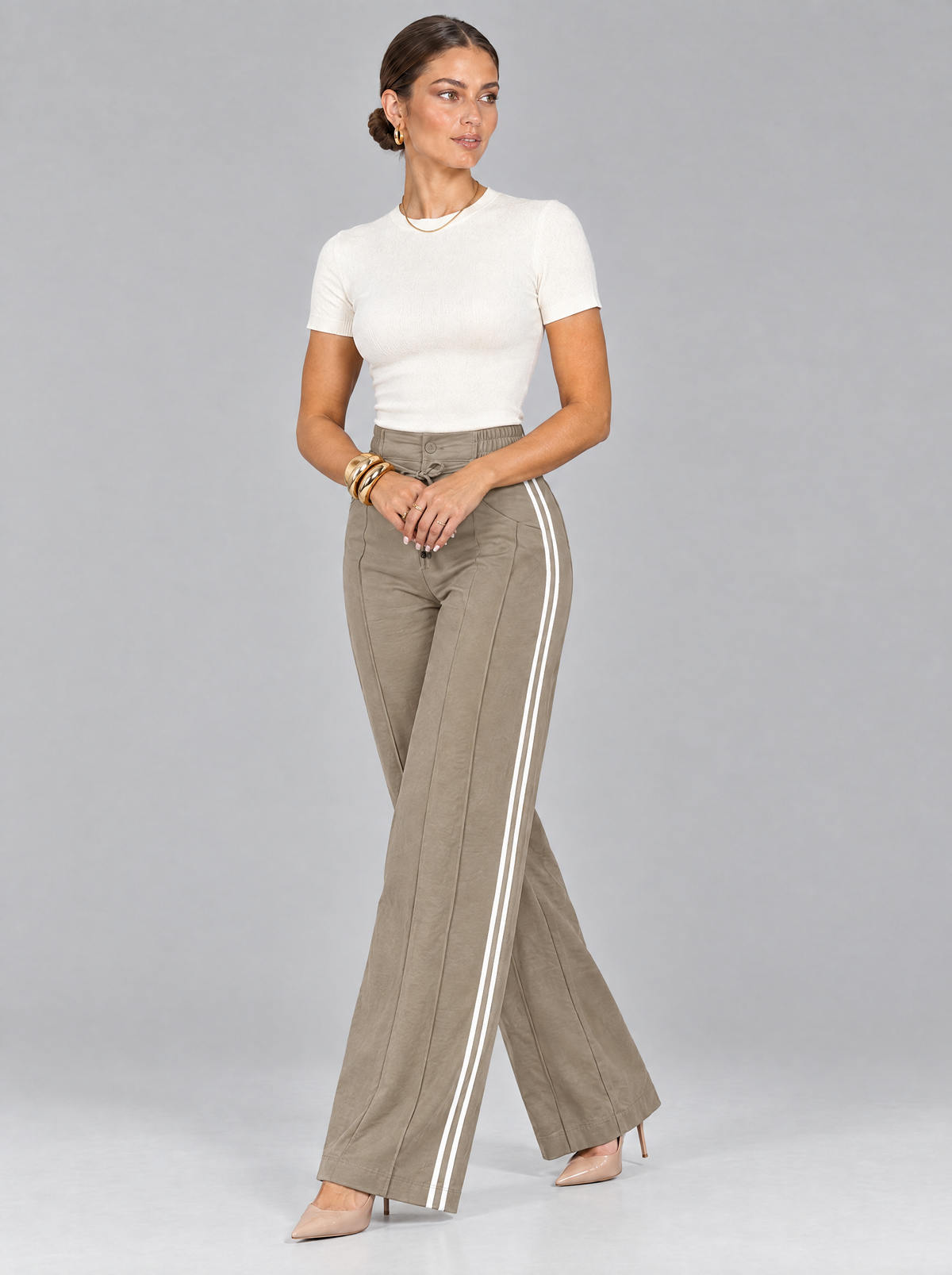 The Eliza Straight-Leg Trousers in Khaki with White Stripe