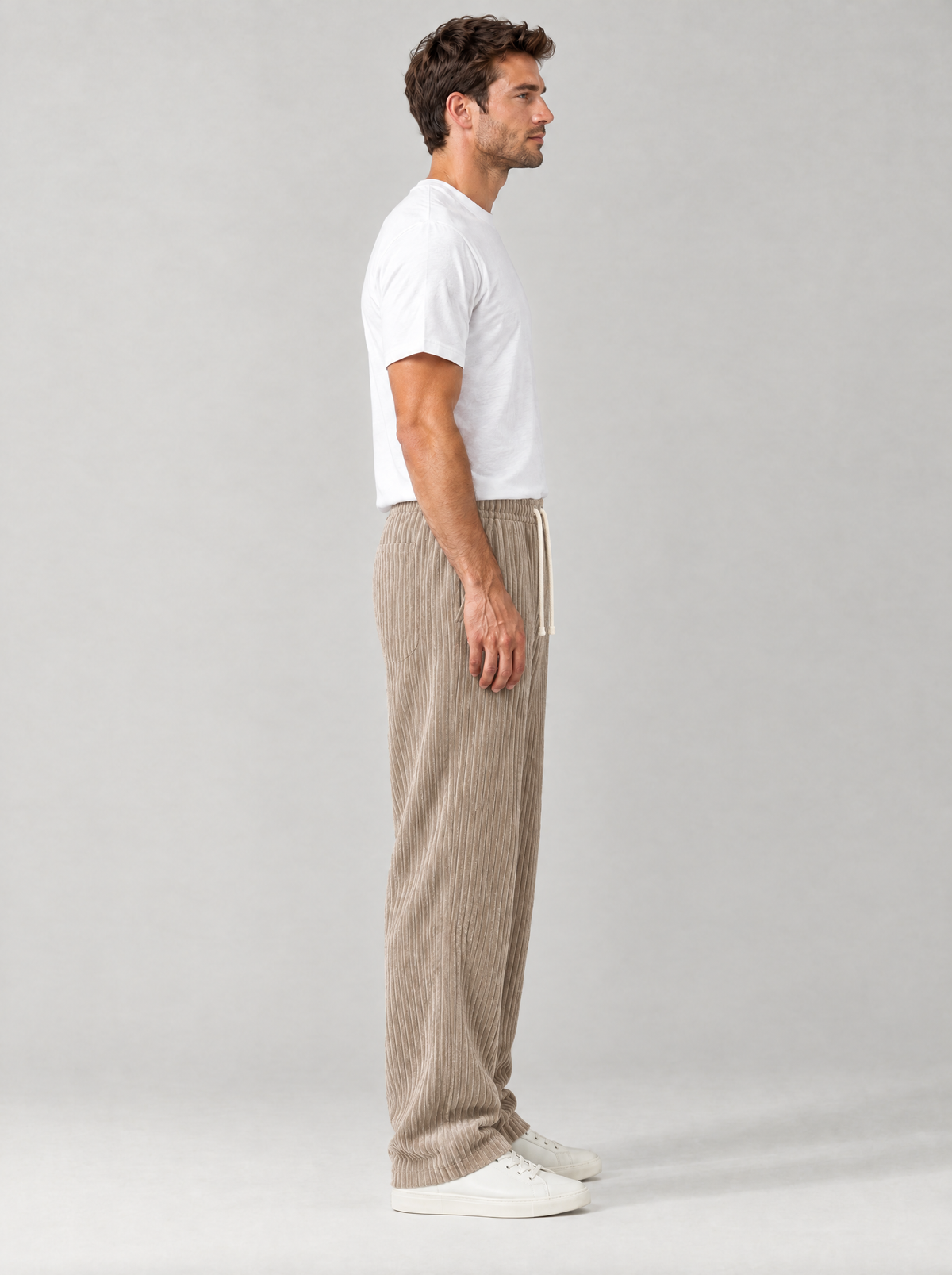 The Sullivan Corduroy Trousers in Khaki