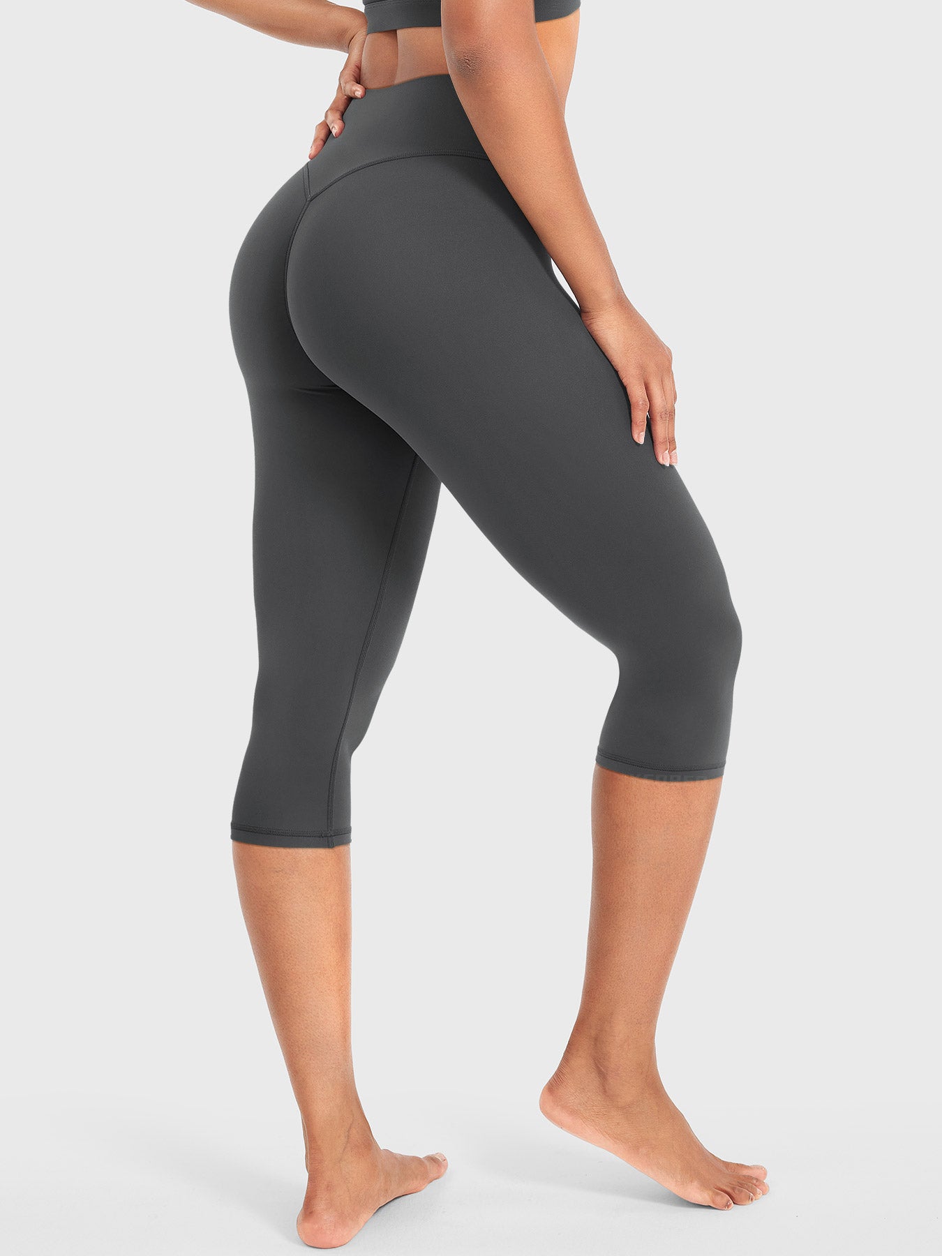 The Naomi Capri Leggings